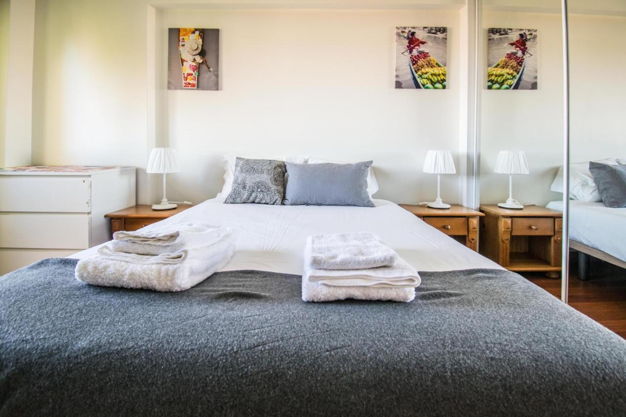 Apartamento Enjoy Lisbon Cascais Sintra 1200 Metres To Metro Blue Line Sintra Rail Line Free Parking Amadora Exterior foto